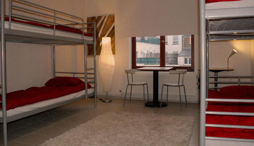 Brussels Hello Hostel Koekelberg Bagian luar foto
